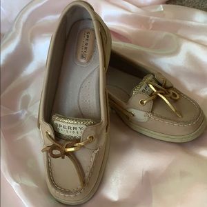 Women’s Sperry shoes